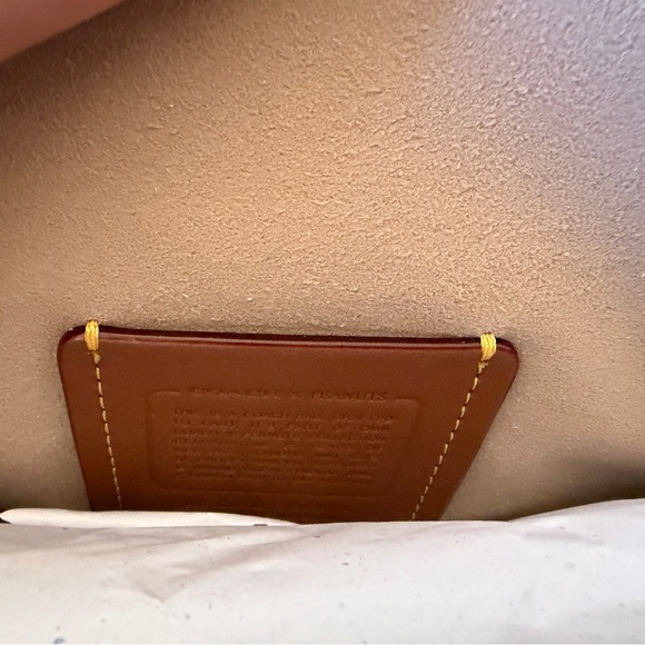 BNWT Coach x Peanuts Tabby Shoulder Bag 26 - Picture 9 of 11